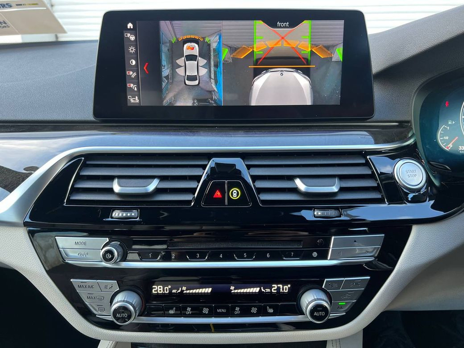 2019 BMW 5 Series 530e M-SPORT COMPETITION 2.0 HYBRID * HUGE SPEC * // VERY LOW MILEAGE // FULL SERVICE HISTORY // LEATHER M-SPORT INTERIOR €31,950