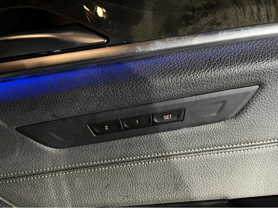 2019 BMW 5 Series €26950! 2019 BMW 530E M-SPORT iPERFORMANCE 2.0 AUTOMATIC/ CRUISE CONTROL / 360° PARKING CAMERA / ELECTRIC MEMORY & HEATED SEATS / REAR HEATED SEATS / PADDLE SHIFTERS €26,950