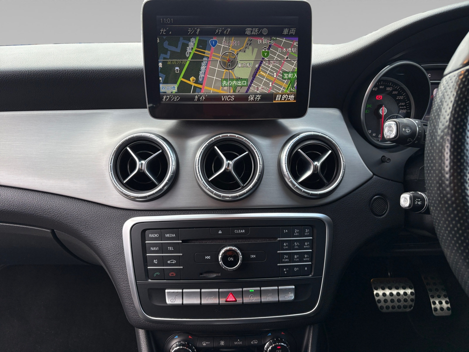 2016 Mercedes-Benz CLA Class - image 10