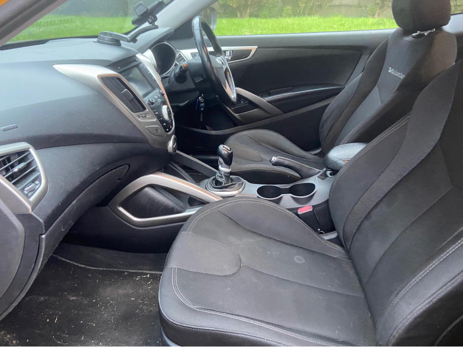 2013 Hyundai Veloster 1.6 PETROL 3DR**//**€280 ROAD TAX**//**REVERSE CAMERA**//**PARKING SENSORS**//**ALLOYS**//**AIR CON**//**FRONT FOGS**//**BLUETOOTH! €6,950