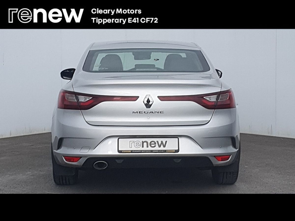 2019 Renault Megane - image 10