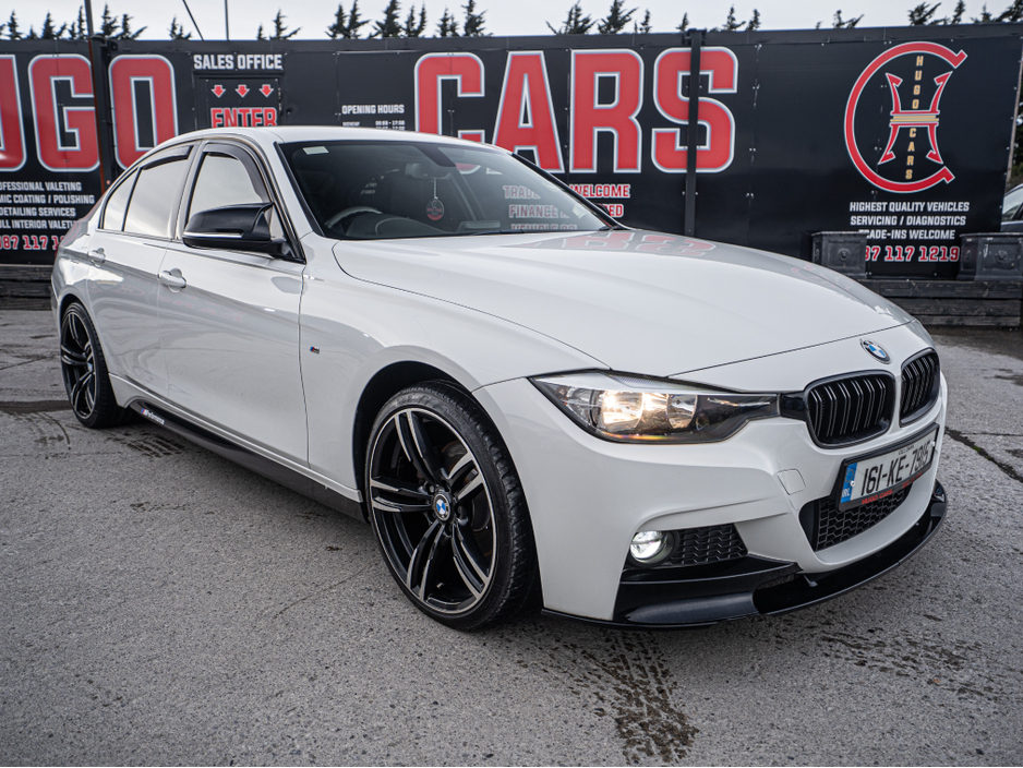 2016 BMW 3 Series - image 14