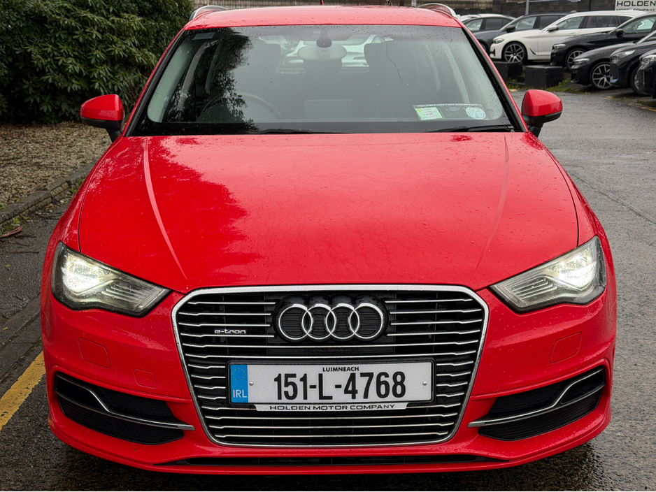 2015 Audi A3 E-TRON..Bang&Olufsen..2 Keys €11,900