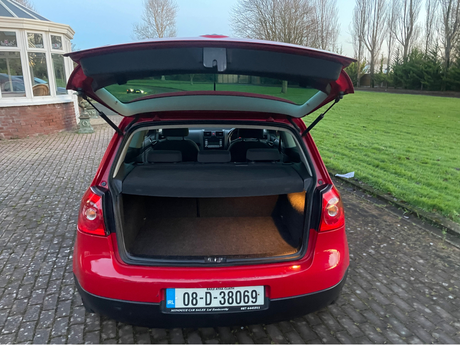2008 Volkswagen Golf - image 6