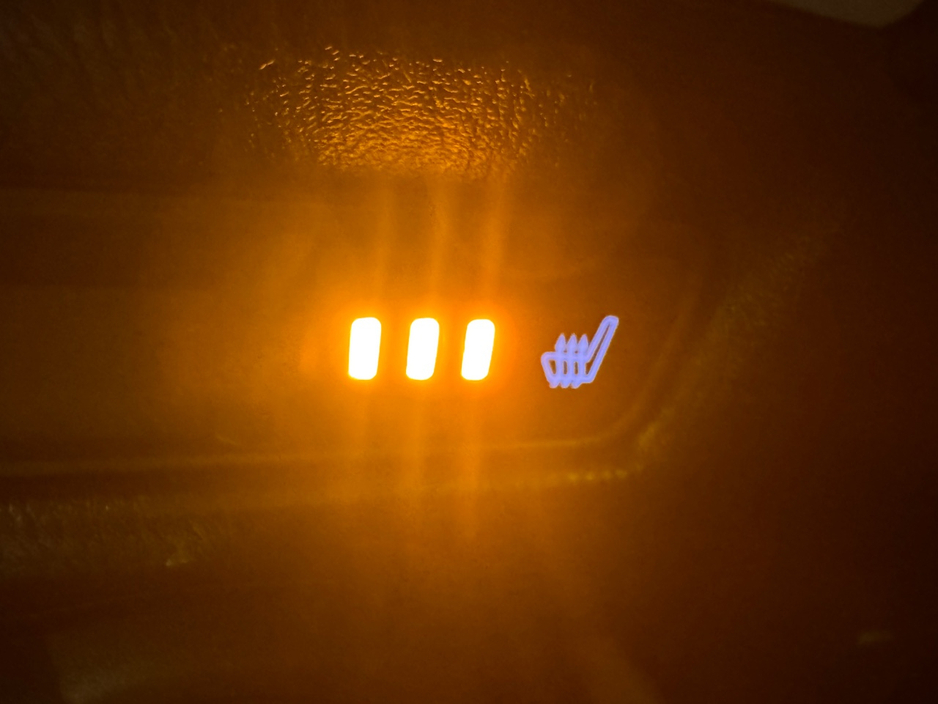 2016 Mazda Demio - image 21