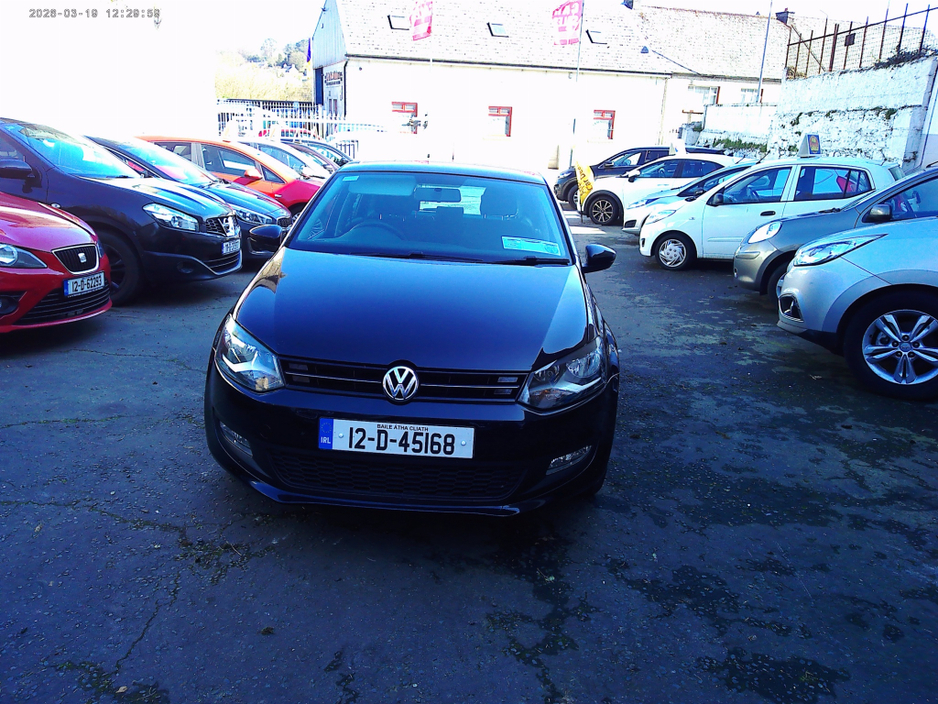 2012 Volkswagen Polo - image 5