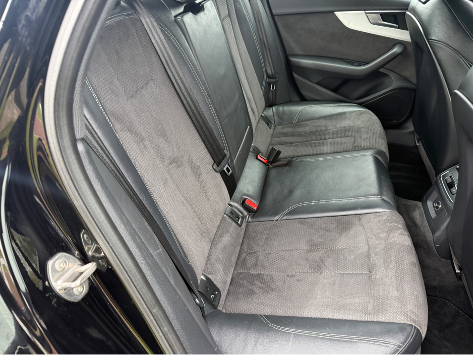 2018 Audi A4 - image 13