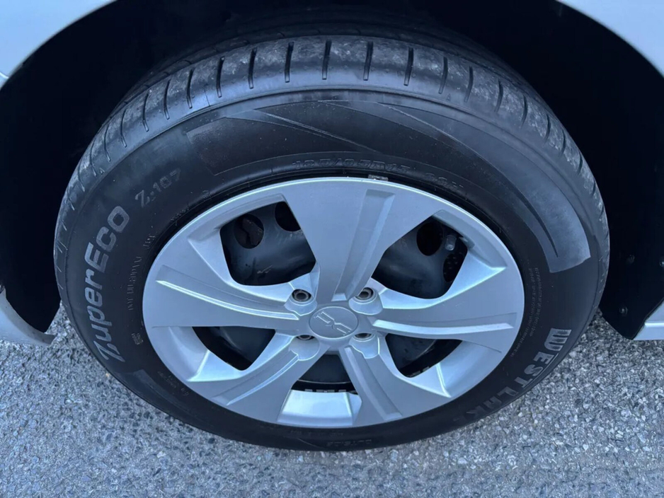 2024 Dacia Sandero TCe 90 Essential €15,500