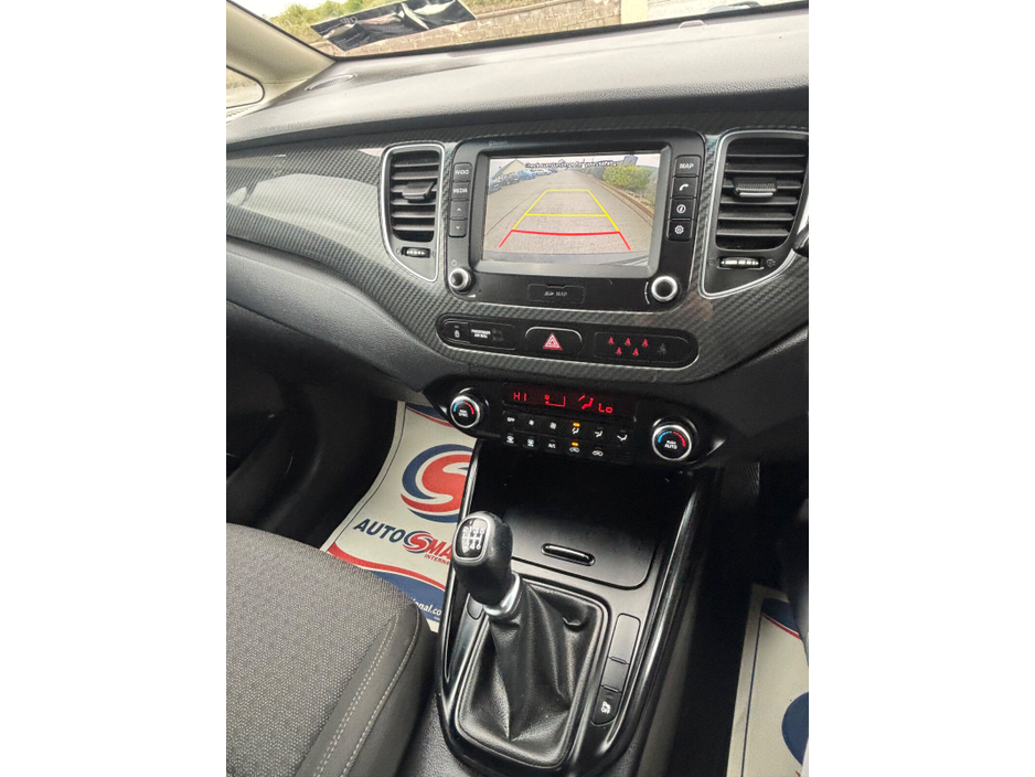 2018 Kia Carens - image 13