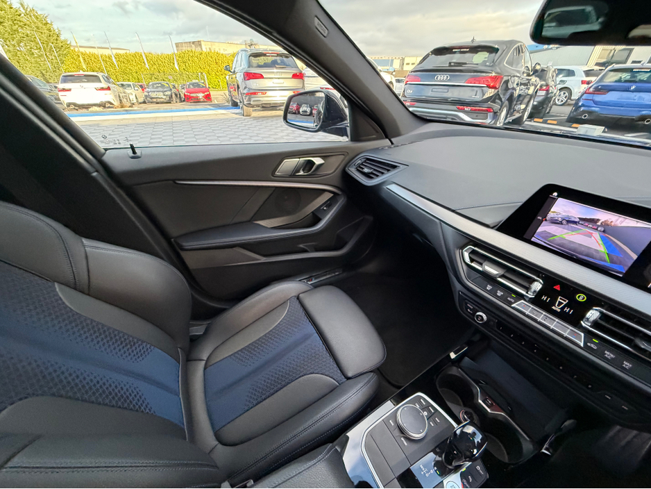 2021 BMW 1 Series - image 22