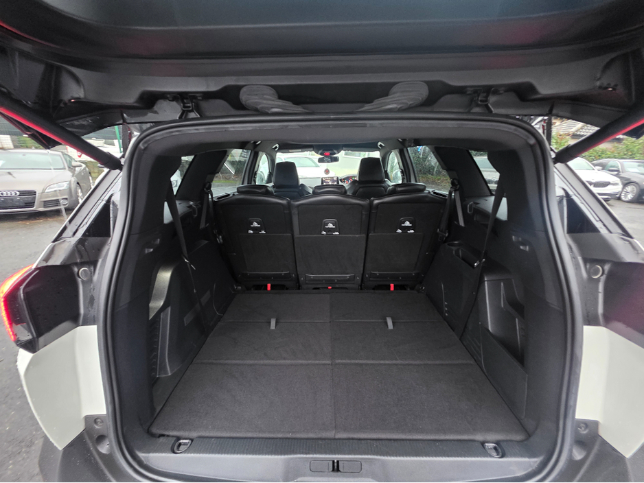 2017 Peugeot 5008 ( 172 REG ) 7 SEATER - DIGITAL DASH - CAMERA - ALLOYS - CARPLAY ANDROID AUTO EU RADIO PEARL WHITE €24,950