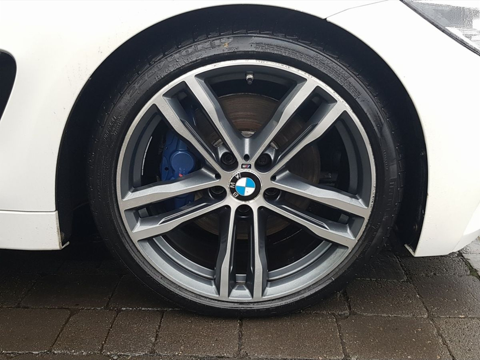 2017 BMW 4 Series - image 12