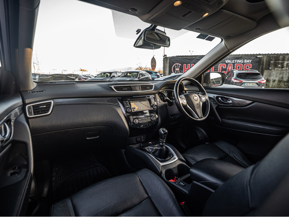 2016 Nissan X-Trail 162 X-Trail 1.6d 7-seater/FSH/High spec/1yr warran €15,888