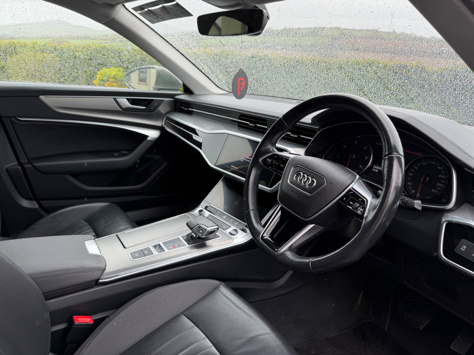 2022 Audi A6 - image 11