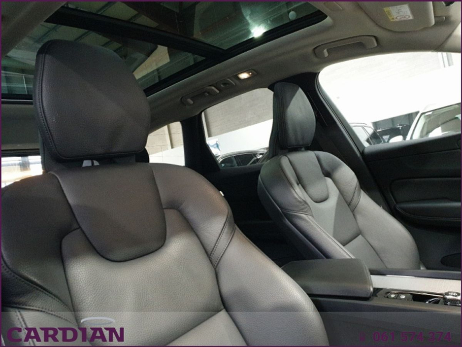 2025 Volvo XC60 Xc60 + T6 PHEV AWD PLUS DARK €61,950