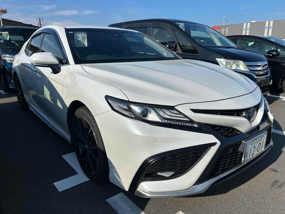 2022 Toyota Camry WS HYBRID AUTOMATIC 2.5 PETROL //FULL LEATHER HEATED SEATS//ADAPTIVE CRUISE CONTROL//KEYLESS ENTRY//