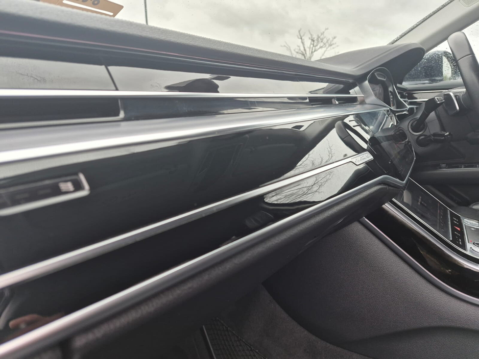 2019 Audi A8 - image 21