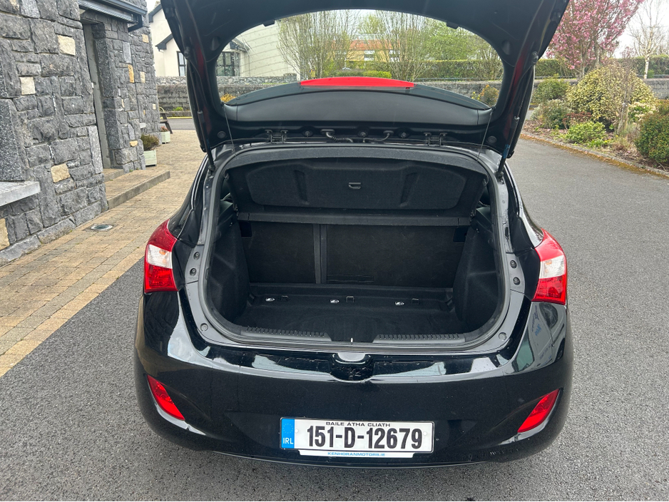 2015 Hyundai i30 - image 9