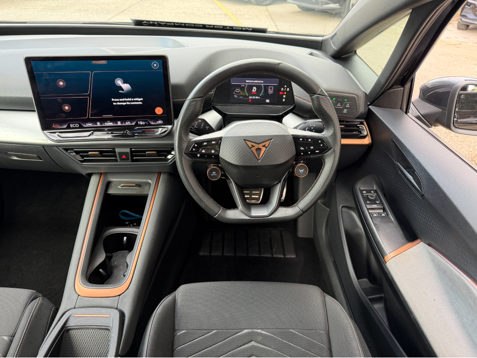 2025 Cupra Born - image 16