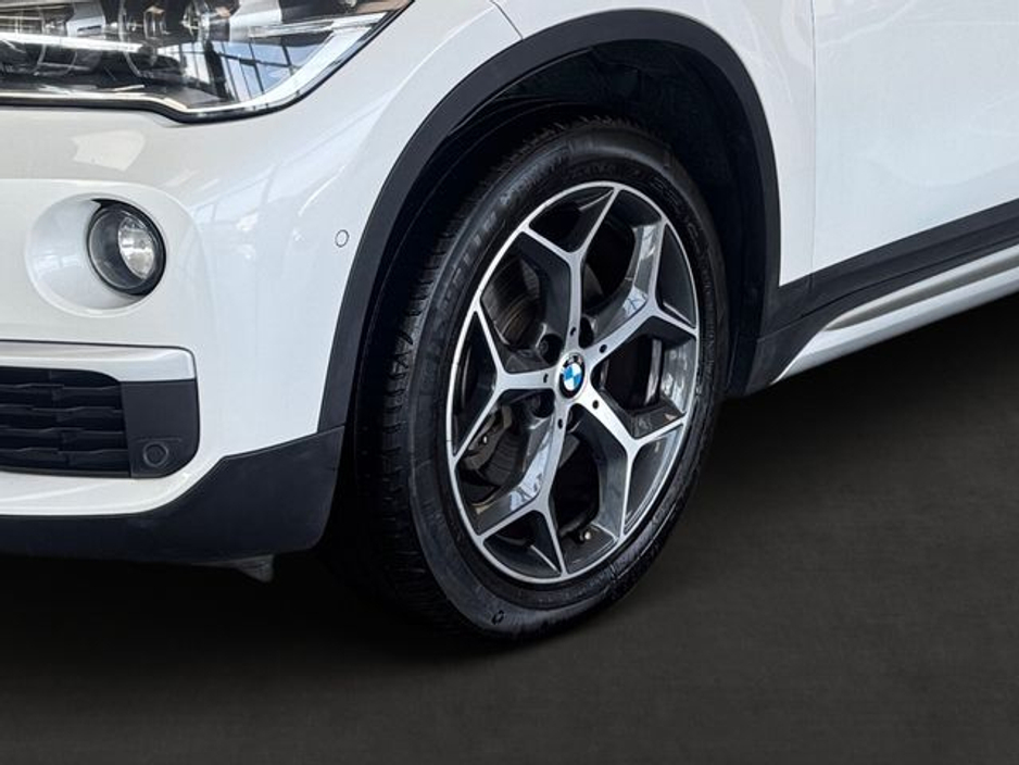 2019 BMW X1 - image 10