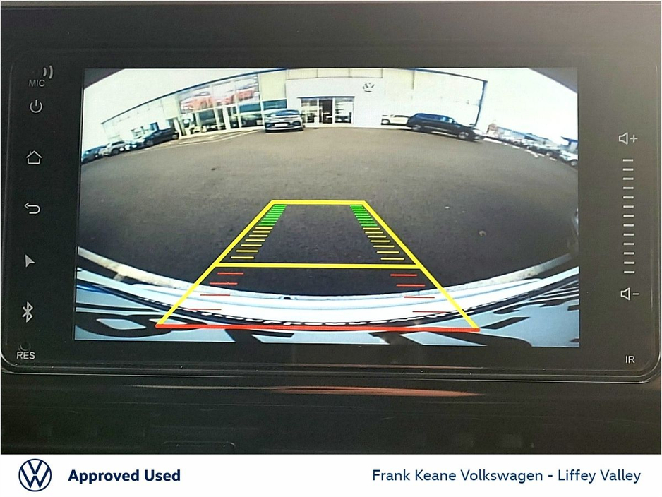 2018 Toyota C-HR SOL AUTO HYBRID 1.8 *FULL LEATHER* *DIAMOND CUT ALLOYS* *CARPLAY* *HEATED SEATS* *BLIND SPOT* *NEW NCT* *12 MONTHS FRANK KEANE WARRANTY* *FINANCE AVAILABLE* €21,995