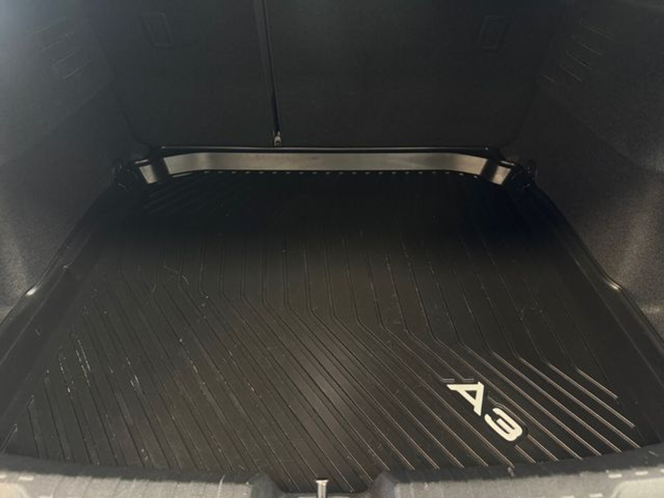 2021 Audi A3 - image 18