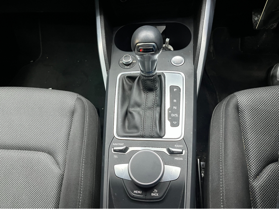 2021 Audi Q2 €24950! 2021 AUDI Q2 AUTOMATIC 35 2.0 TDI SPORT 2.0 AUTOMATIC / REVERSE CAMERA / CRUISE CONTROL / HEATED SEATS €24,950