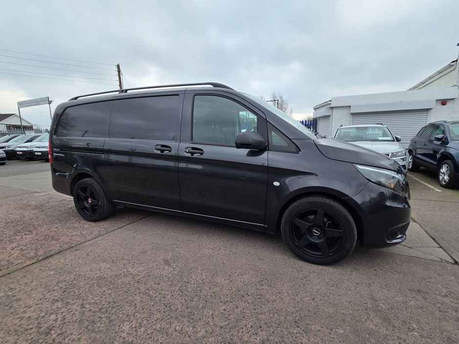 2020 Mercedes-Benz Vito - image 2