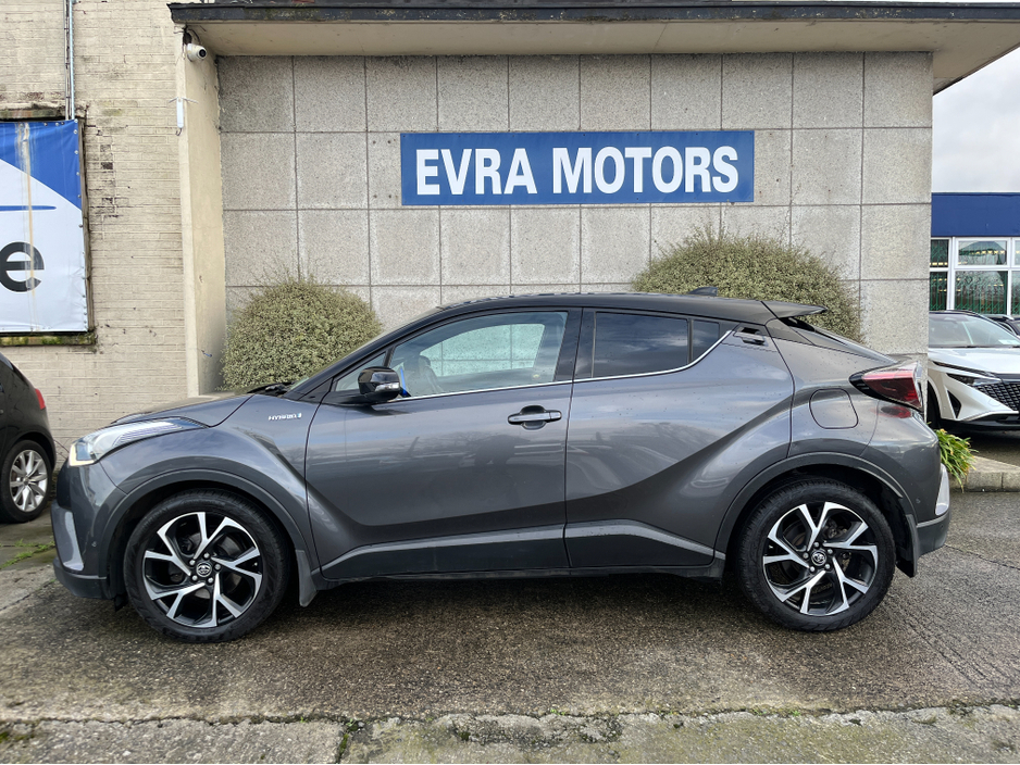 2018 Toyota C-HR DYNAMIC AUTOMATIC HYBRID 1.8 PETROL //MASSIVE SPEC//JBL SOUND SYSTEM//SAT NAV//FULL LEATHER HEATED SEATS//REVERSE CAMERA// €18,950