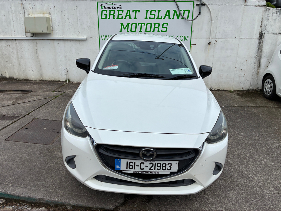 2016 Mazda Demio - image 2