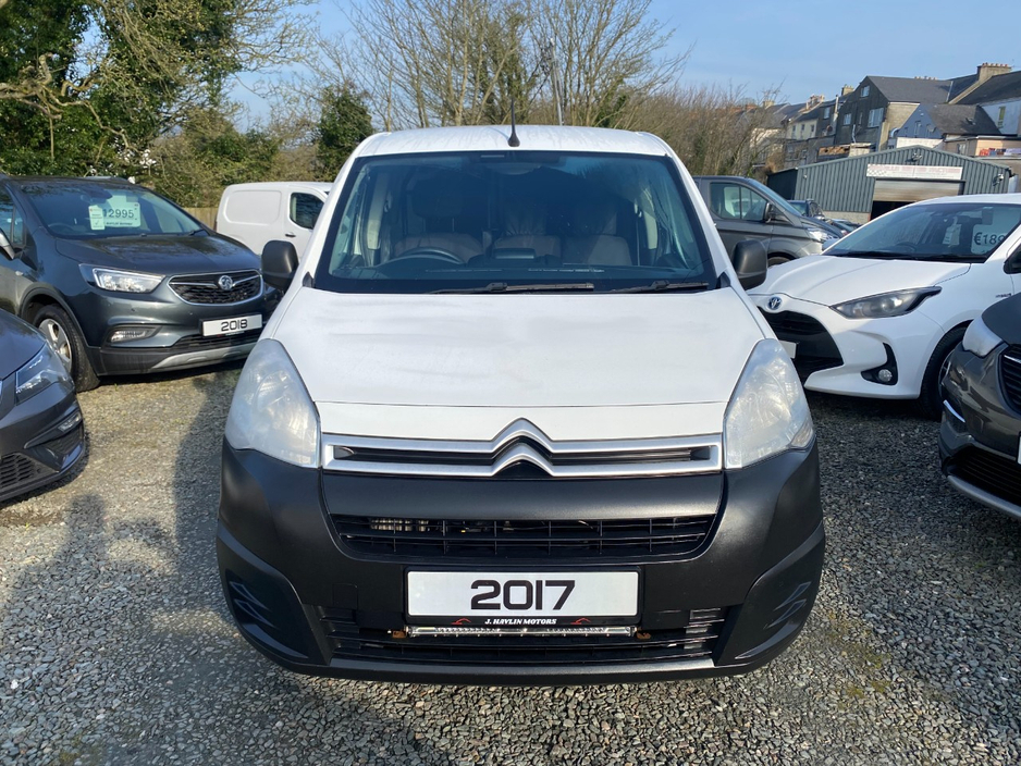 2017 Citroen Berlingo - image 26