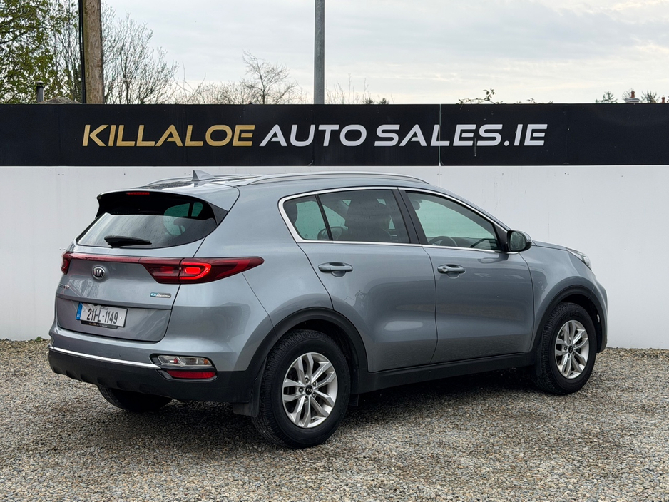 2021 Kia Sportage - image 5