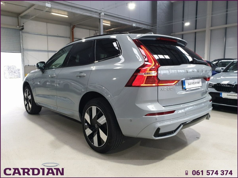2025 Volvo XC60 Xc60 + T6 PHEV AWD PLUS DARK €61,950