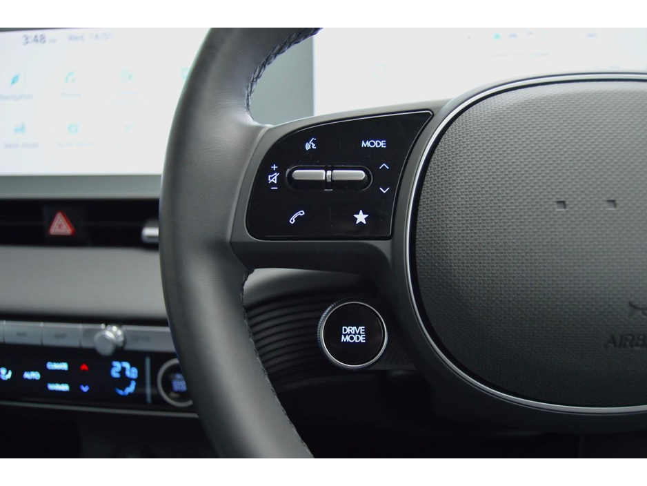 2023 Hyundai Ioniq 5 77kW Executive Plus €33,995