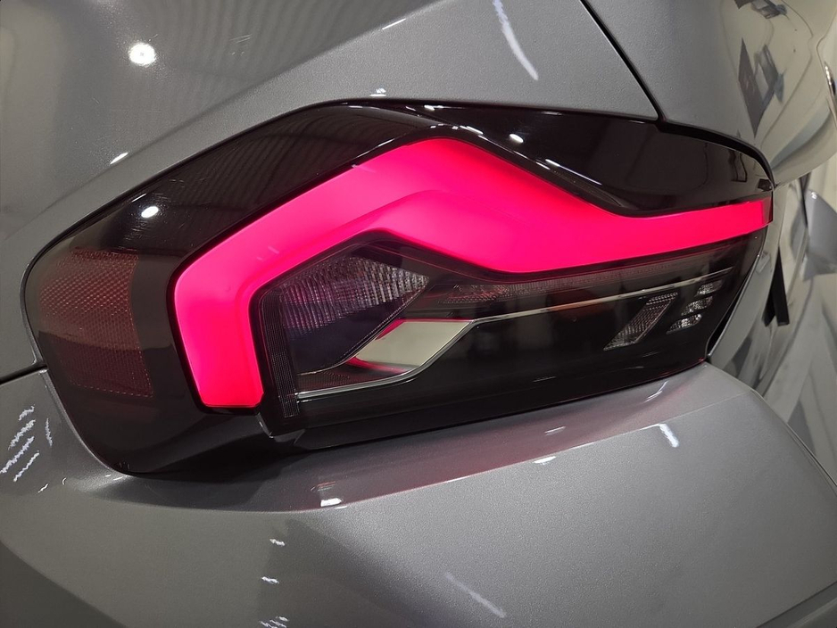 2025 BMW M2 - image 19