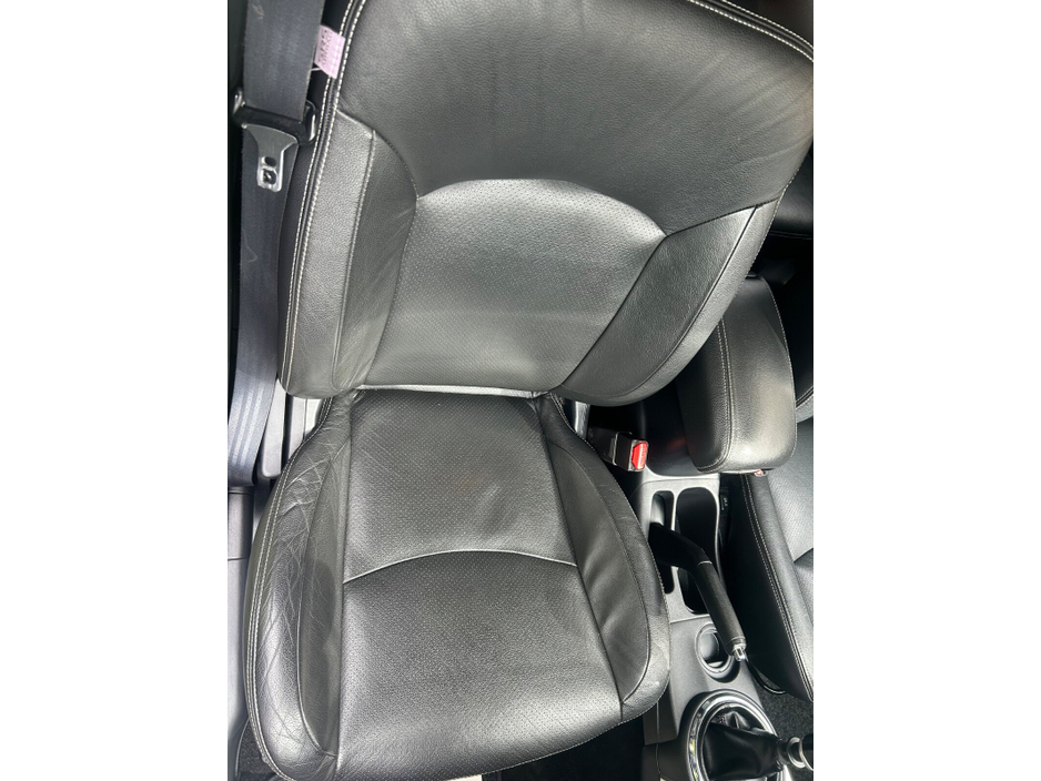 2014 Mitsubishi ASX - image 11