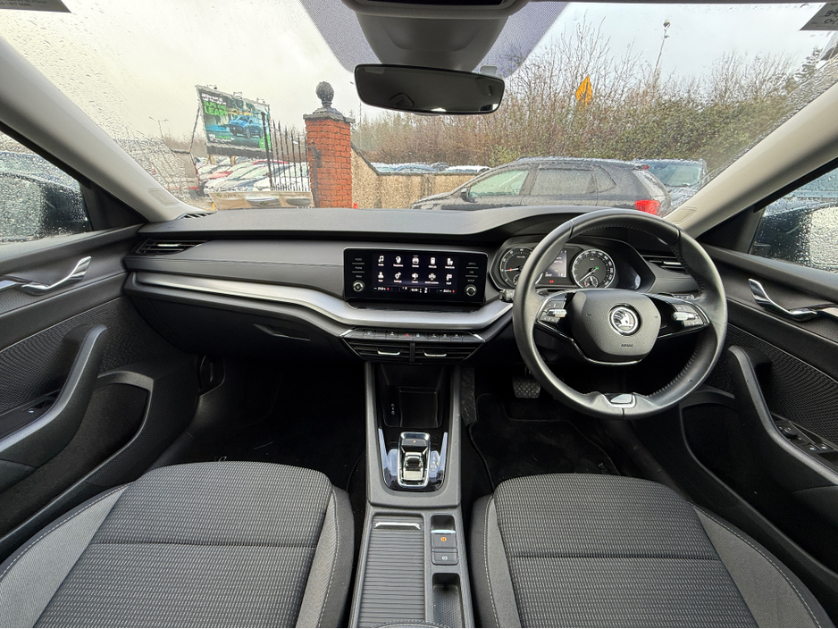 2024 Skoda Octavia - image 9