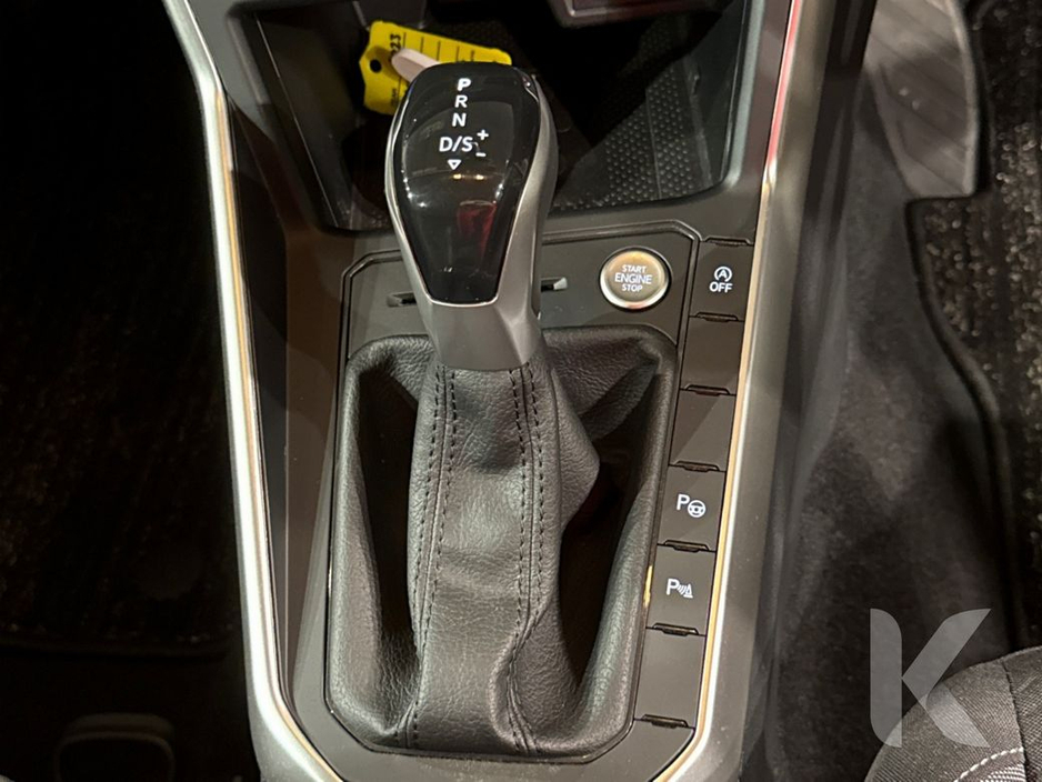 2023 Volkswagen Polo AUTOMATIC 1.0L TSI - REVERSE CAMERA - CRUISE CONTROL - FULLY ELECTRIC WINDOWS €23,950