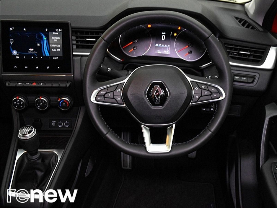 2022 Renault Captur - image 19