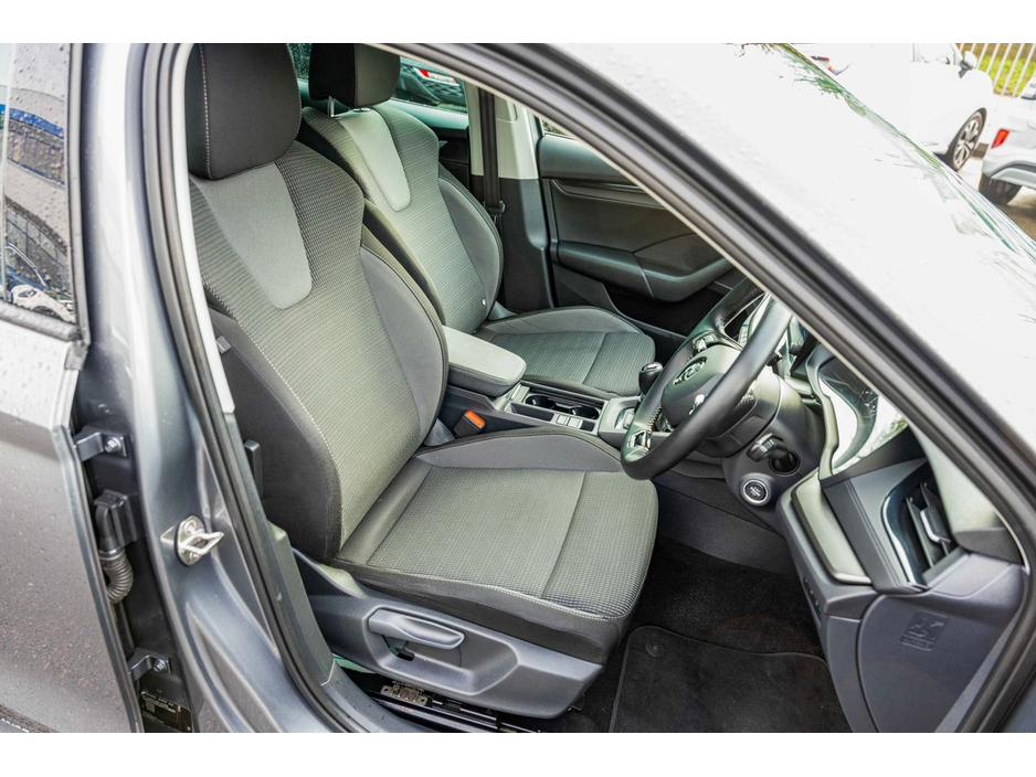 2022 Skoda Octavia 2022 Skoda OCTAVIA AMB 2.0TDI 115HP €25,950