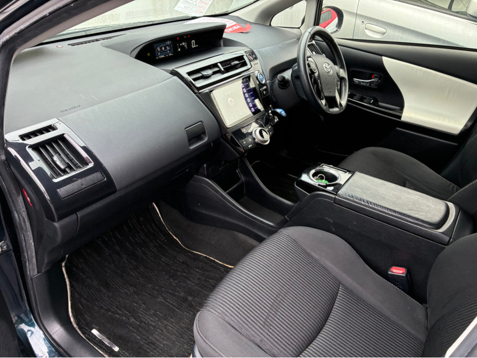 2017 Toyota Prius Alpha 1.8i Petrol Hybrid 5 Seater Automatic €17,950