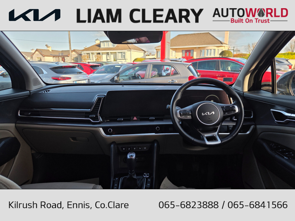 2023 Kia Sportage - image 11