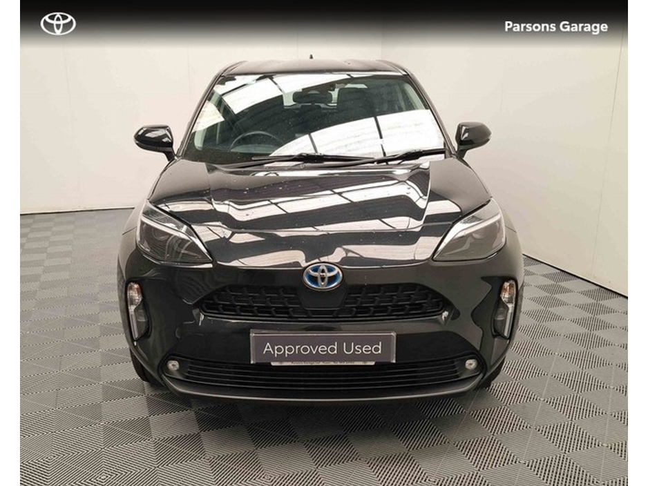 2023 Toyota Yaris Cross - image 5