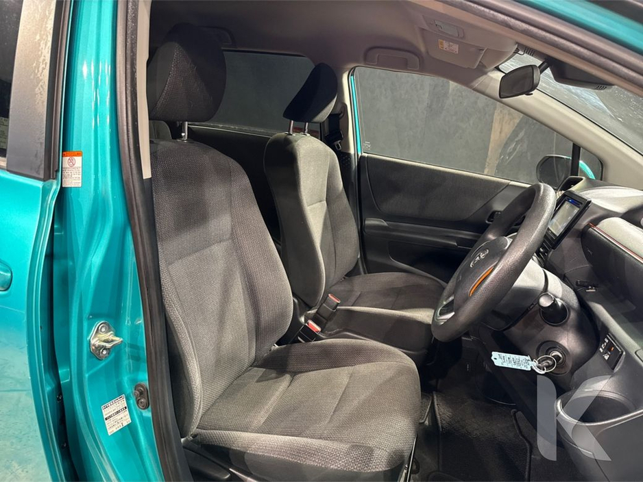 2019 Toyota Sienta - image 15
