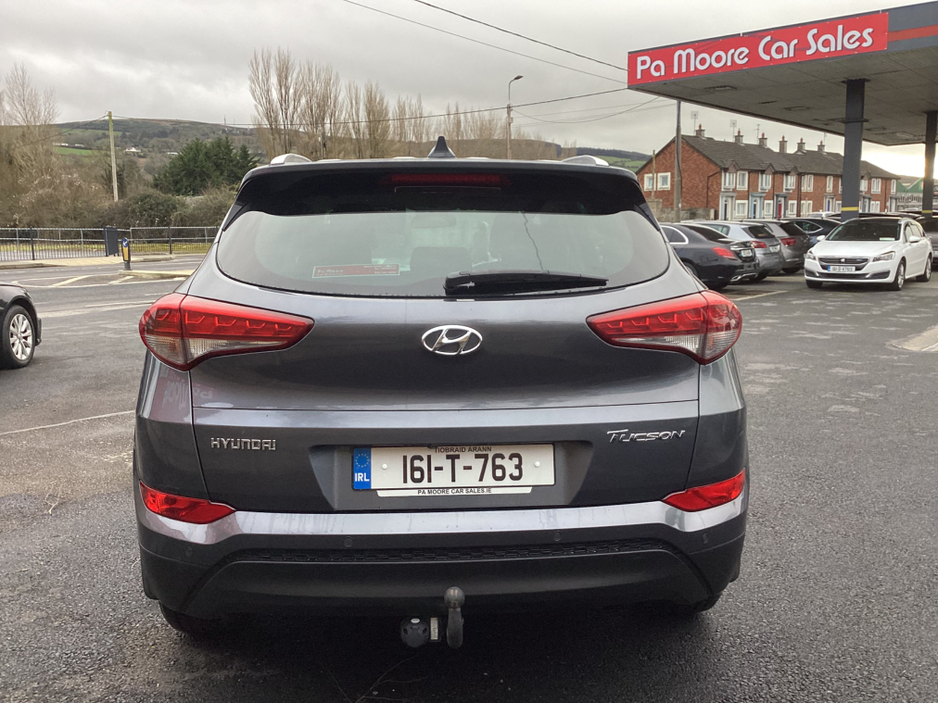 2016 Hyundai Tucson - image 5