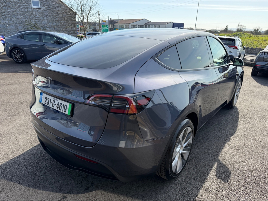 2023 Tesla Model Y - image 6