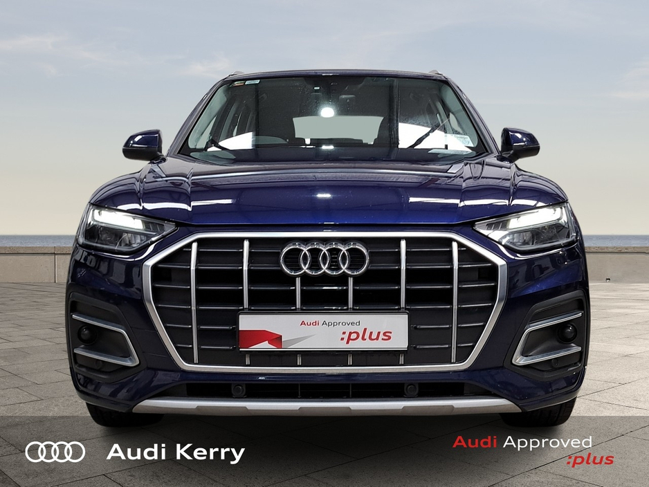 2022 Audi Q5 - image 2