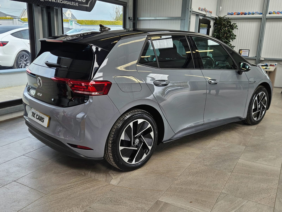 2023 Volkswagen ID.3 - image 3