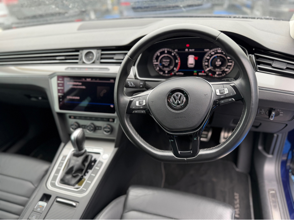 2020 Volkswagen Passat - image 19