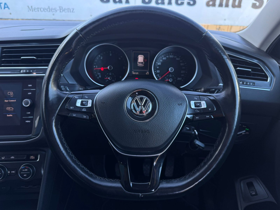 2018 Volkswagen Tiguan Allspace - image 28
